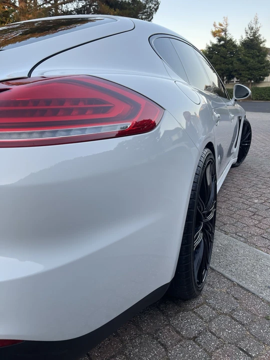 2016 Porsche 970 Panamera - Image 14 of 21