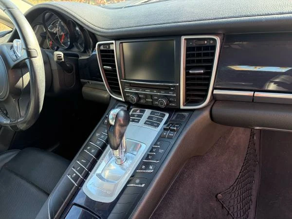 2016 Porsche 970 Panamera - Image 7 of 8