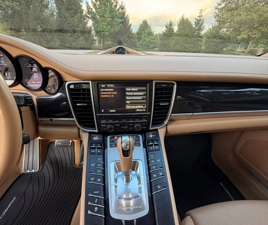 2016 Porsche 970 Panamera - Image 13 of 24