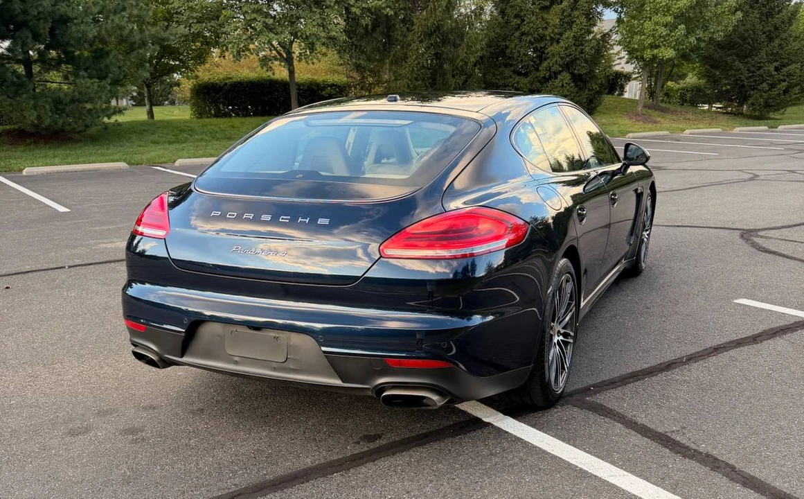 2016 Porsche 970 Panamera - Image 5 of 24