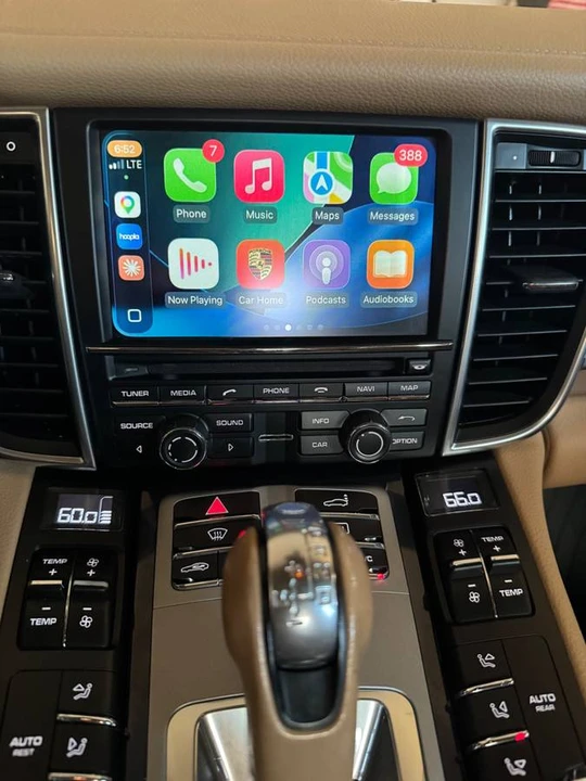 2016 Porsche 970 Panamera - Image 14 of 24