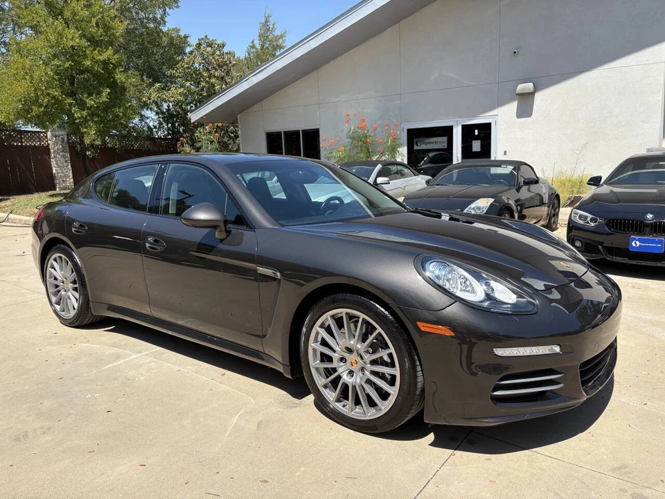 2016 Porsche 970 Panamera - Image 2 of 21