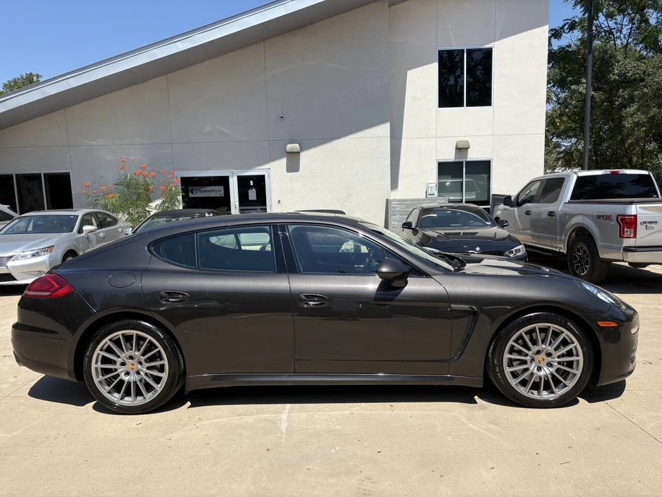 2016 Porsche 970 Panamera - Image 13 of 21