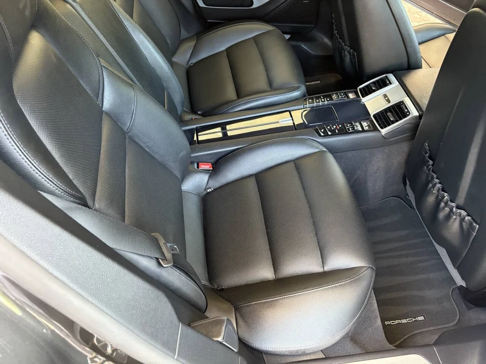 2016 Porsche 970 Panamera - Image 15 of 21