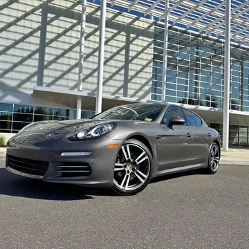 2016 Porsche Panamera 4 Edition Sedan 4D
