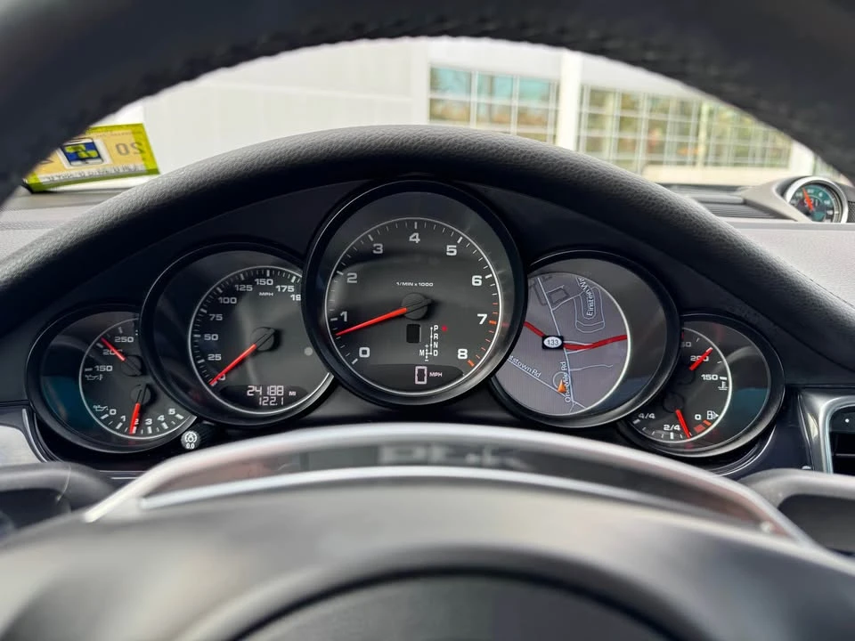 2016 Porsche 970 Panamera - Image 17 of 20