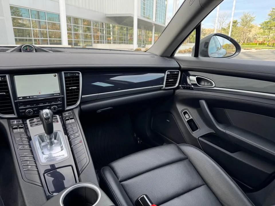 2016 Porsche 970 Panamera - Image 12 of 20
