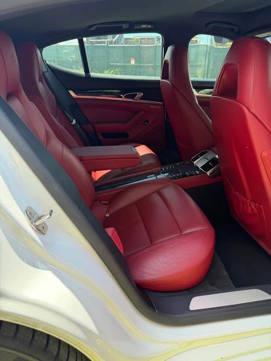 2016 Porsche 970 Panamera - Image 9 of 16