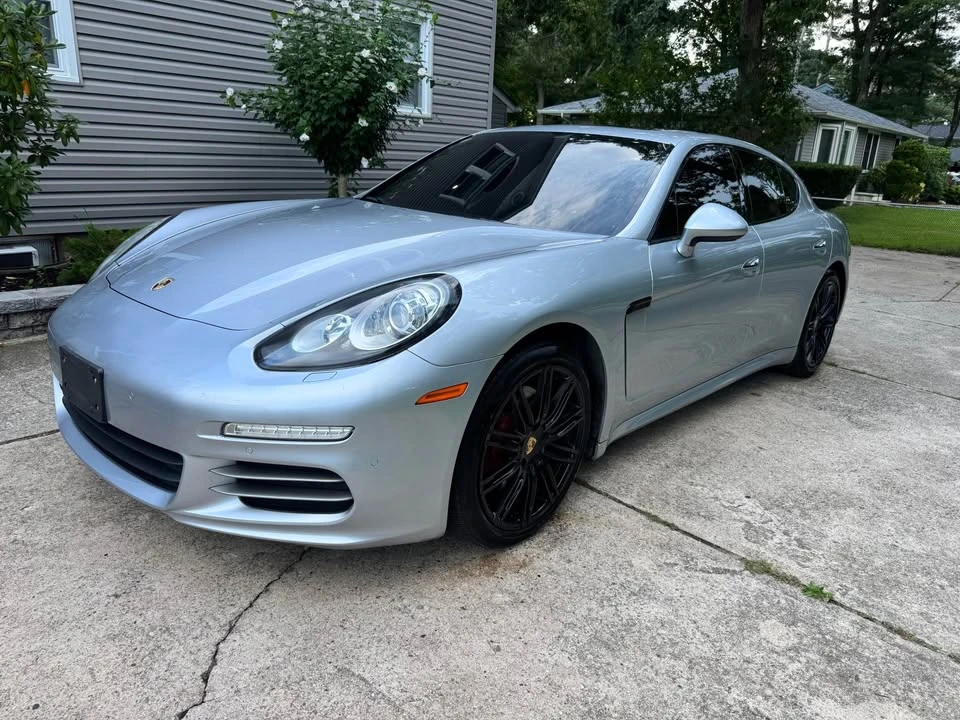 2016 Porsche 970 Panamera - Image 2 of 15
