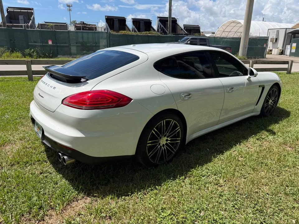 2016 Porsche 970 Panamera - Image 5 of 16