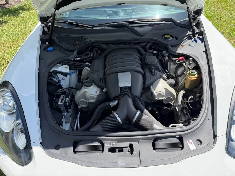 2016 Porsche 970 Panamera - Image 15 of 16