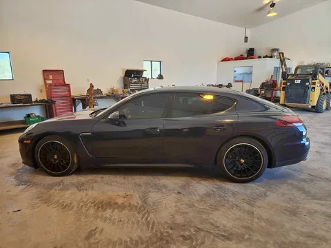 2016 Porsche Panamera 4 Edition Sedan 4D