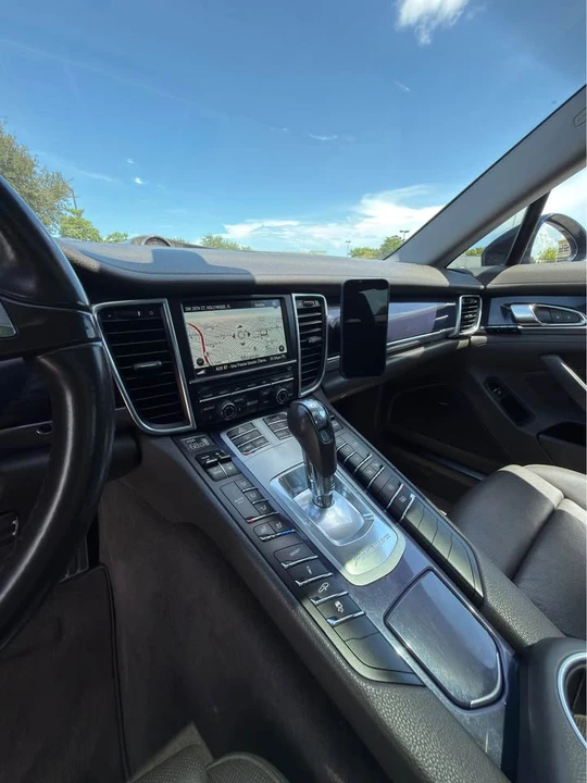 2016 Porsche 970 Panamera - Image 8 of 14