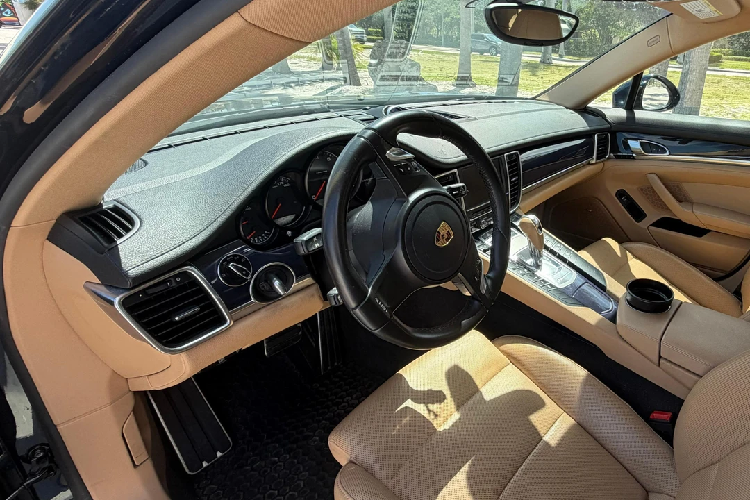 2016 Porsche 970 Panamera - Image 20 of 31