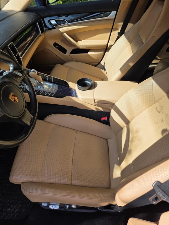 2016 Porsche 970 Panamera - Image 25 of 31