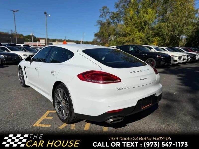 2016 Porsche 970 Panamera - Image 10 of 12