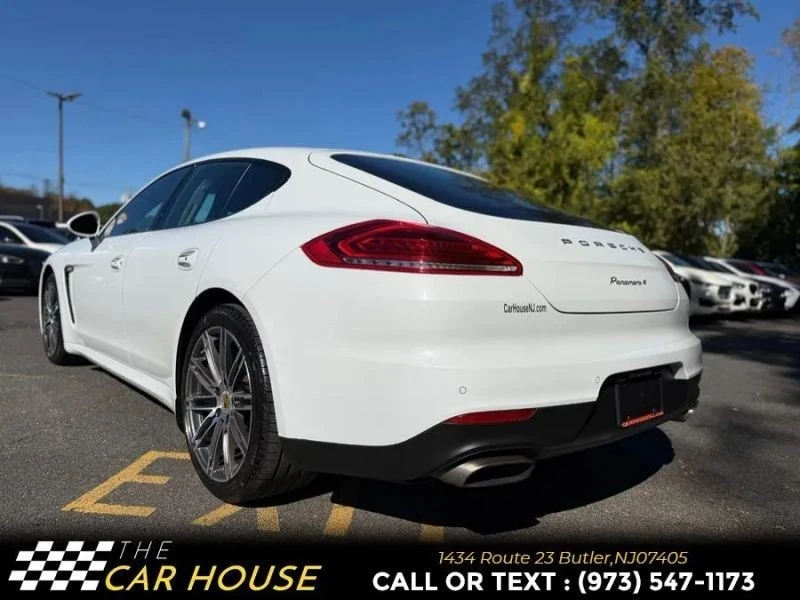 2016 Porsche 970 Panamera - Image 11 of 12