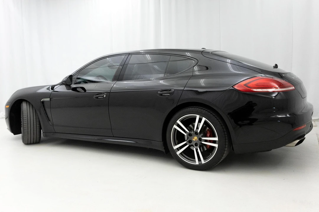 2016 Porsche 970 Panamera - Image 25 of 31