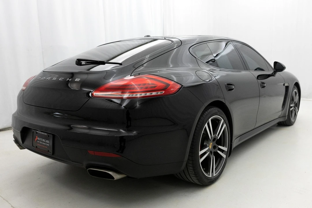 2016 Porsche 970 Panamera - Image 27 of 31