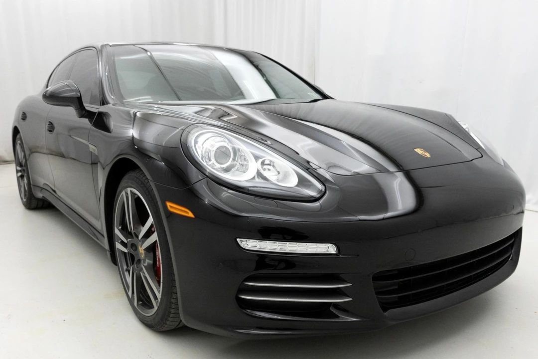 2016 Porsche 970 Panamera - Image 31 of 31