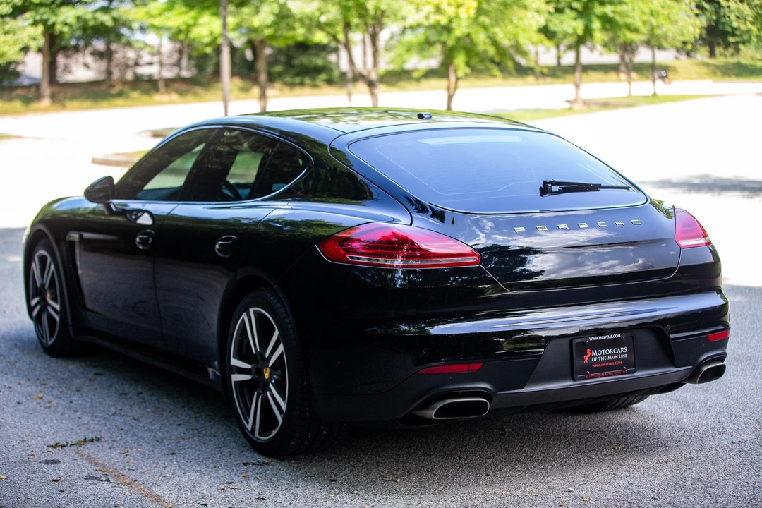 2016 Porsche 970 Panamera - Image 14 of 31