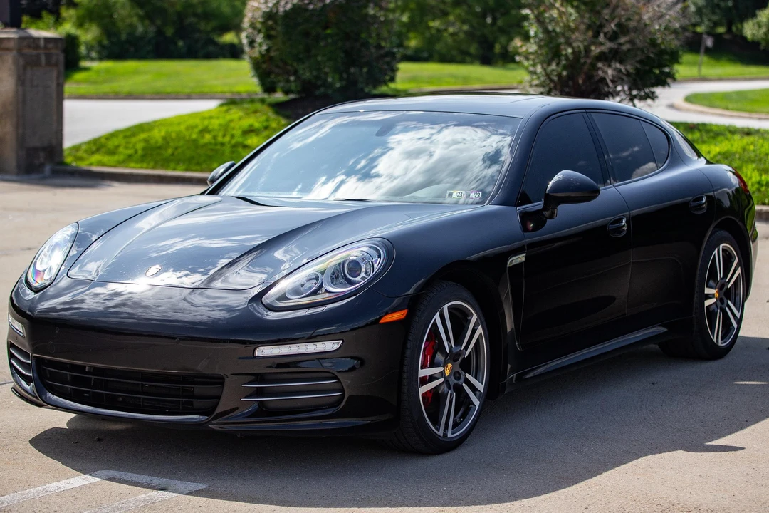 2016 Porsche 970 Panamera - Image 9 of 31