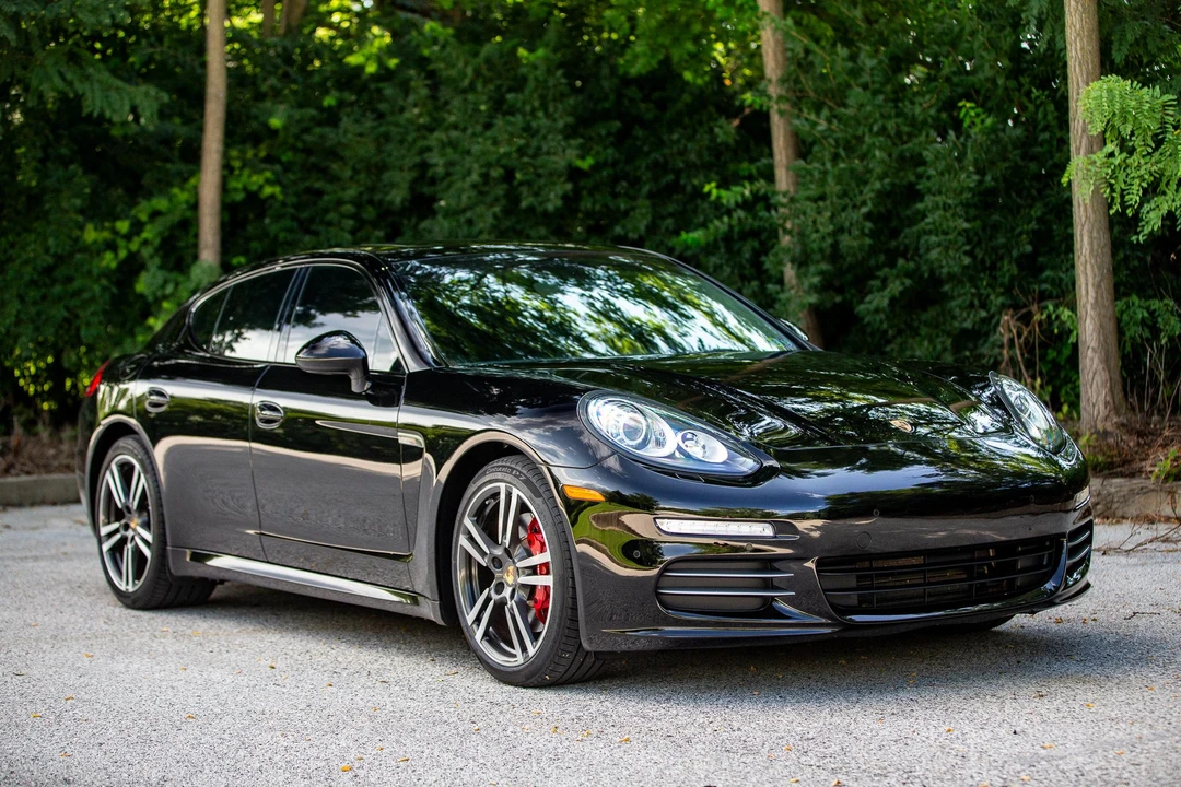 2016 Porsche 970 Panamera - Image 19 of 31