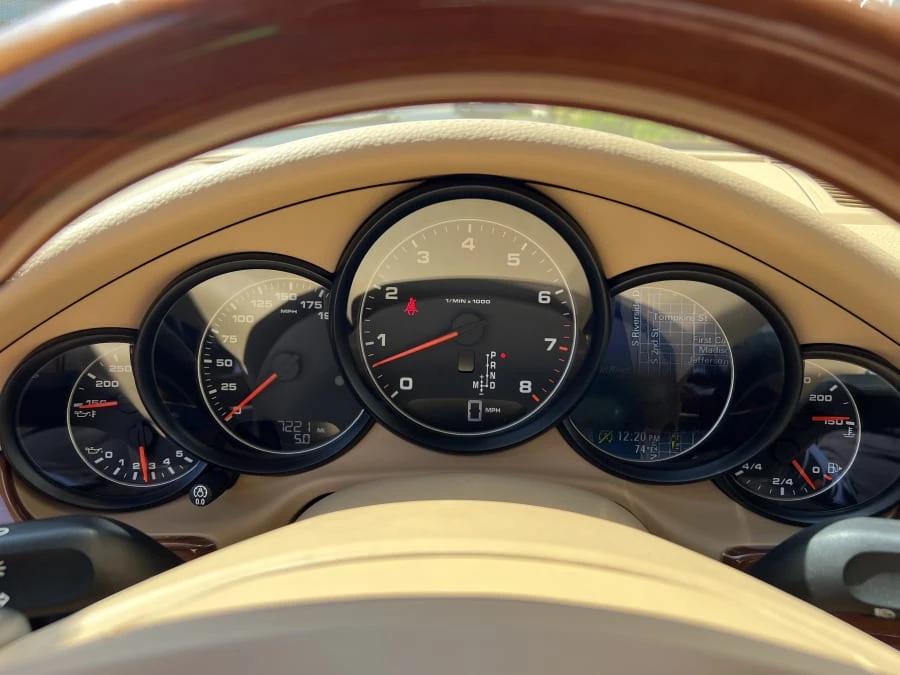 2016 Porsche 970 Panamera - Image 9 of 15