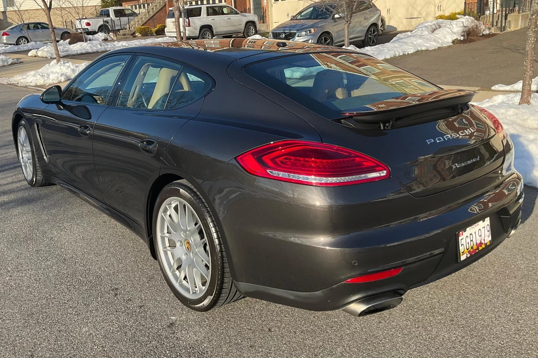 2016 Porsche 970 Panamera - Image 4 of 31