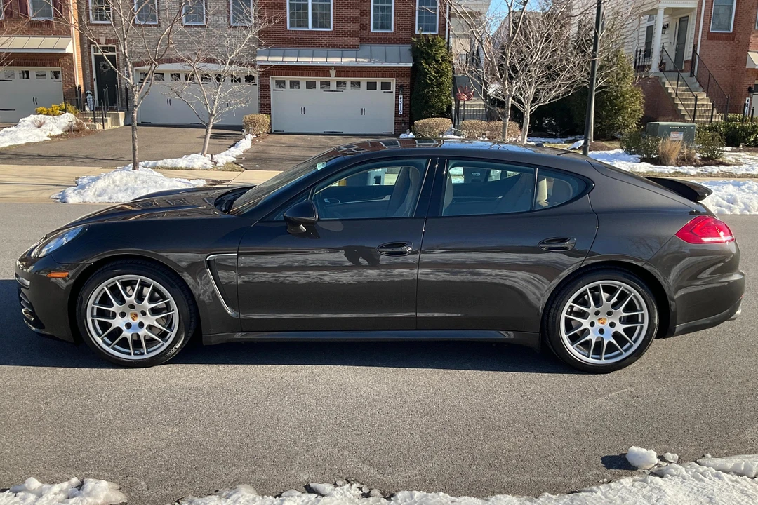 2016 Porsche 970 Panamera - Image 3 of 31