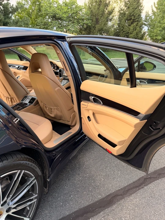 2016 Porsche 970 Panamera - Image 17 of 29