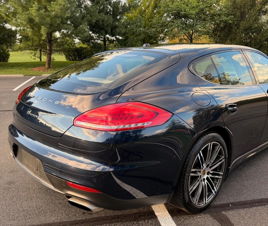 2016 Porsche 970 Panamera - Image 11 of 29
