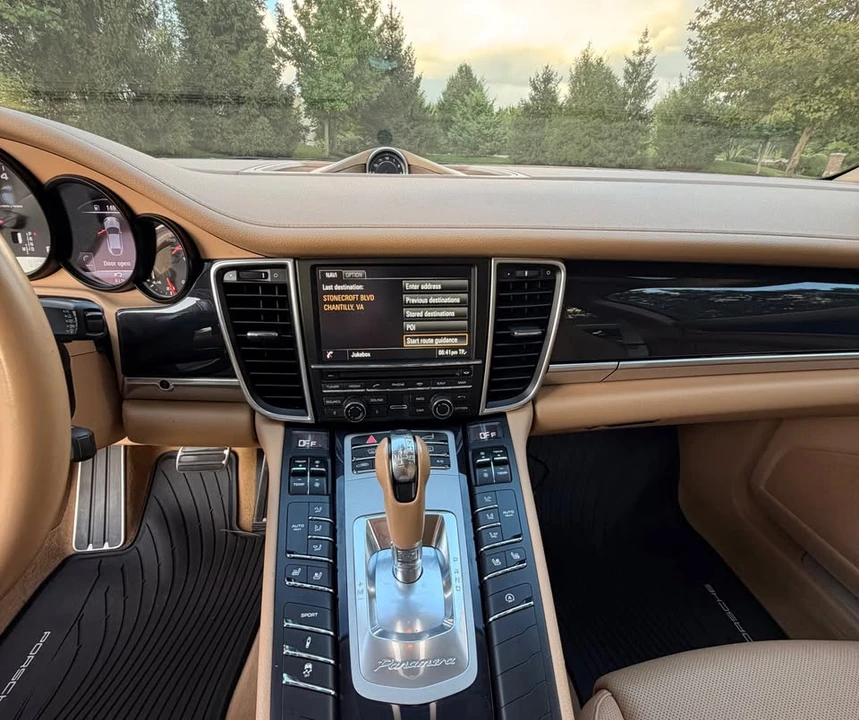 2016 Porsche 970 Panamera - Image 13 of 20