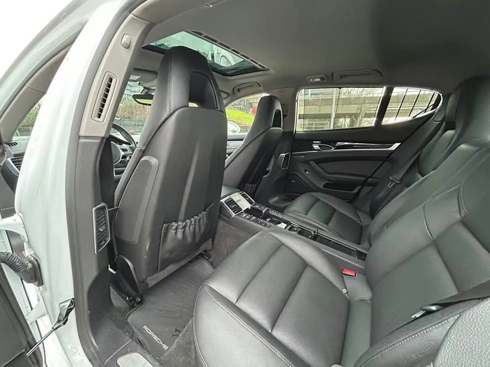 2016 Porsche 970 Panamera - Image 17 of 20