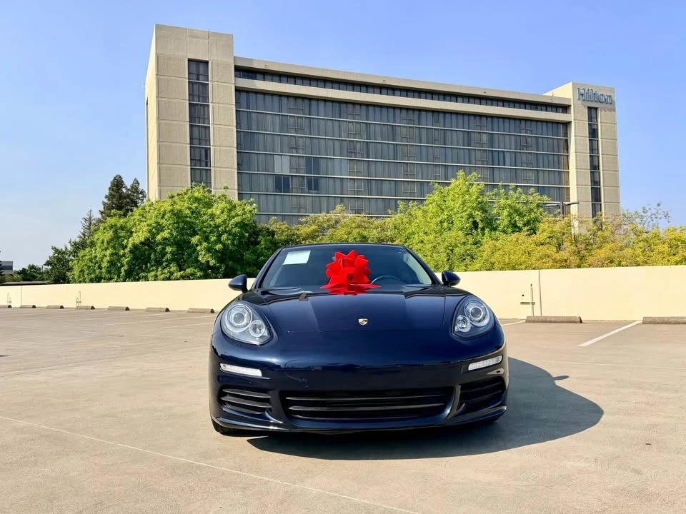 2016 Porsche 970 Panamera - Image 9 of 20