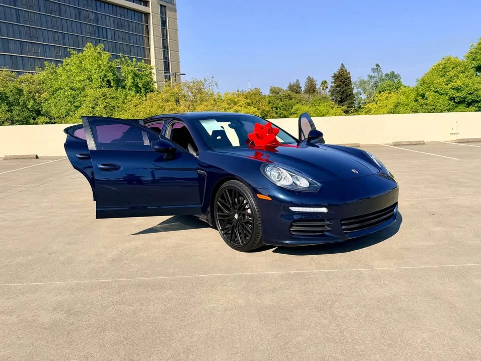 2016 Porsche 970 Panamera - Image 19 of 20