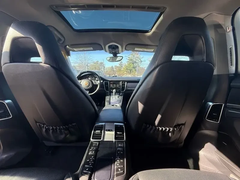 2016 Porsche 970 Panamera - Image 18 of 19
