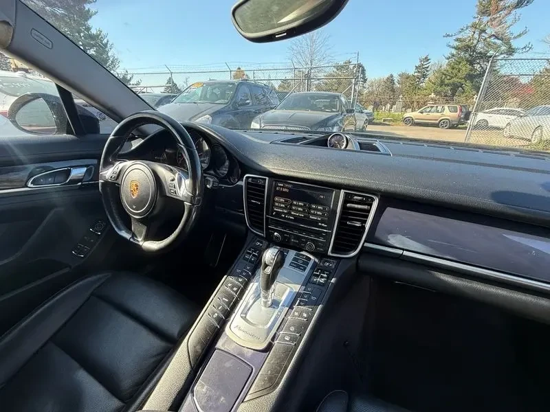 2016 Porsche 970 Panamera - Image 10 of 19
