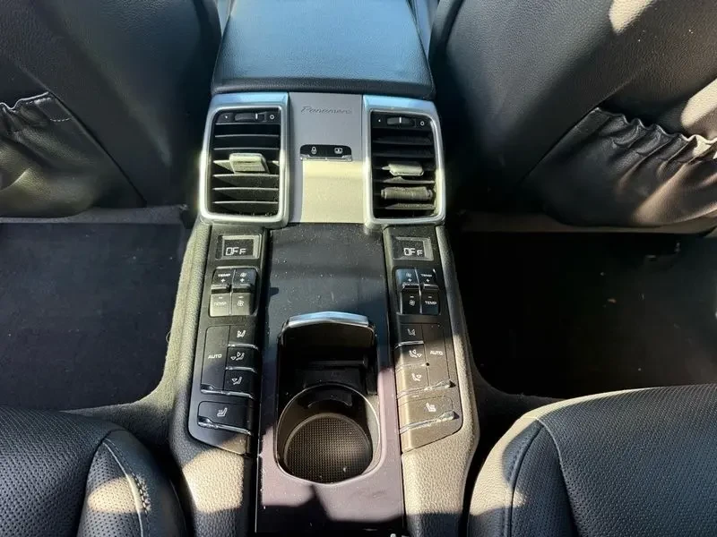 2016 Porsche 970 Panamera - Image 13 of 19