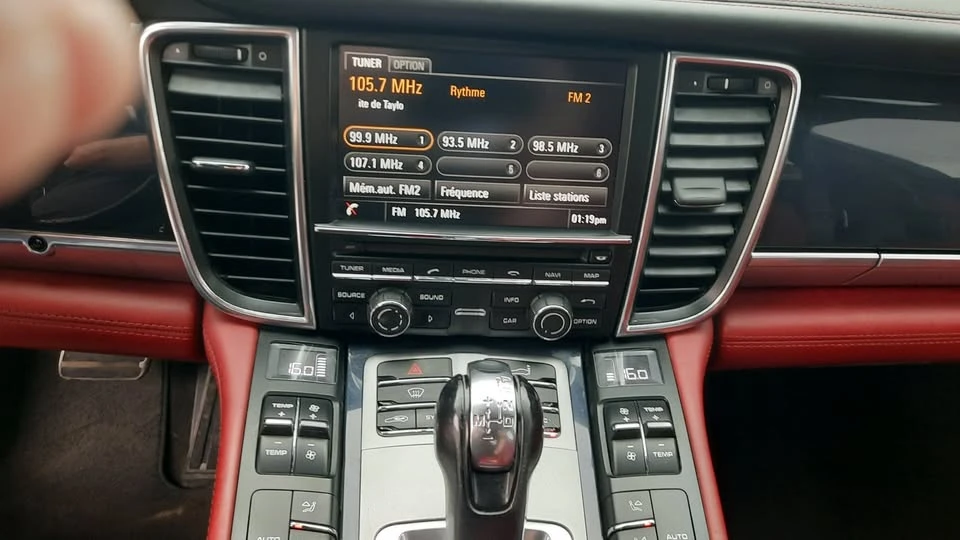 2016 Porsche 970 Panamera - Image 10 of 12