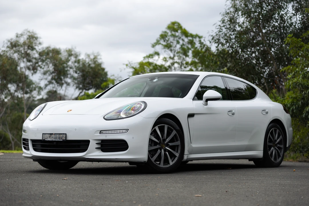 2016 Porsche 970 Panamera - Image 3 of 31