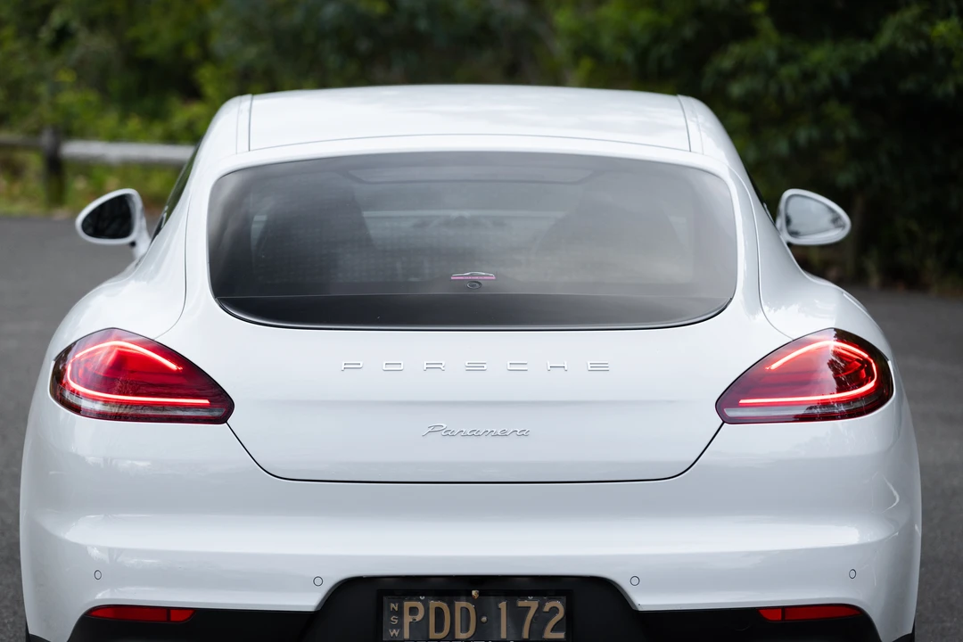 2016 Porsche 970 Panamera - Image 29 of 31