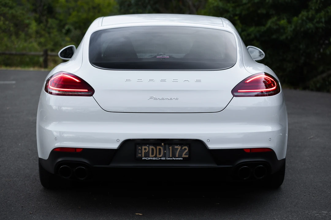 2016 Porsche 970 Panamera - Image 6 of 31