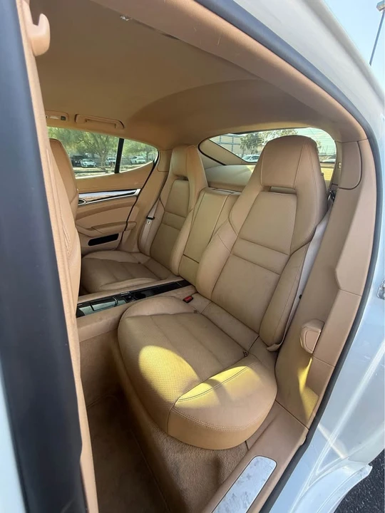 2016 Porsche 970 Panamera - Image 10 of 16