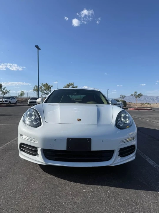 2016 Porsche 970 Panamera - Image 2 of 16