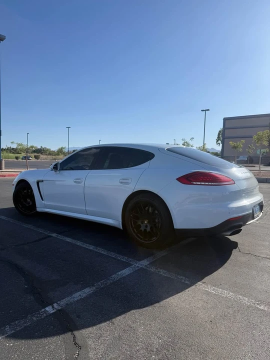 2016 Porsche 970 Panamera - Image 5 of 16