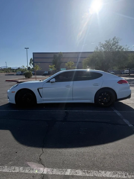 2016 Porsche 970 Panamera - Image 6 of 16