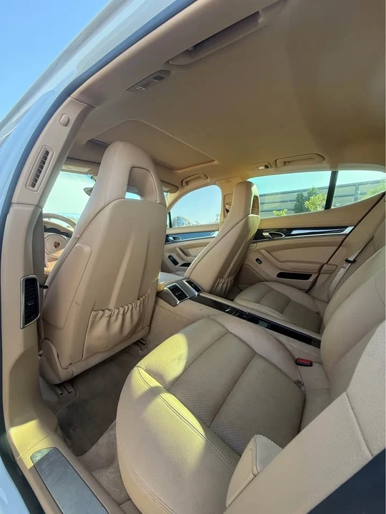 2016 Porsche 970 Panamera - Image 12 of 16