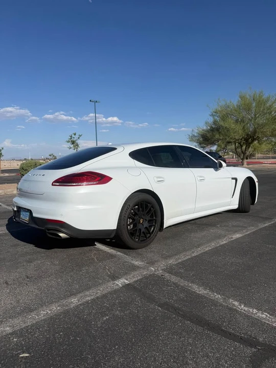 2016 Porsche 970 Panamera - Image 3 of 16