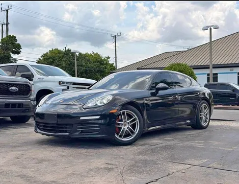 2016 Porsche Panamera 4 Sedan 4D